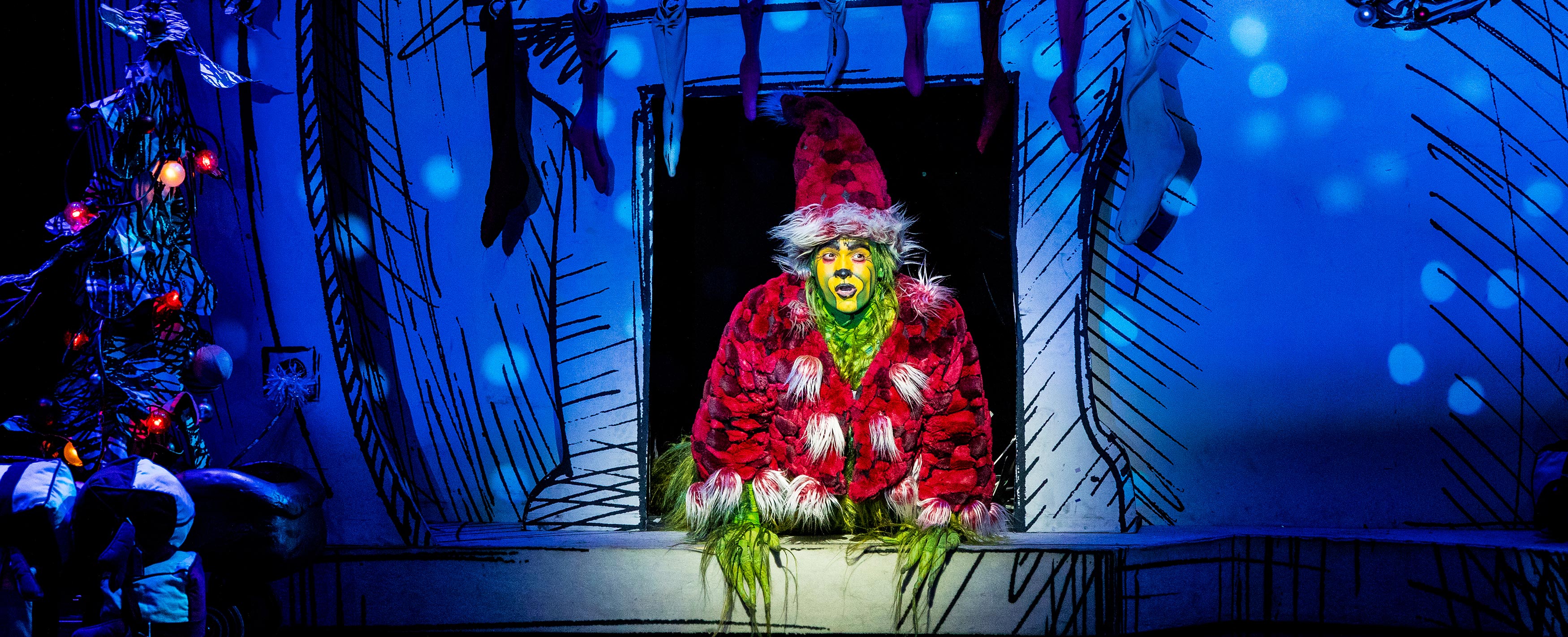 Philip Huffman as The Grinch in the 2016 Touring Company of Dr. Seuss’ HOW THE GRINCH STOLE CHRISTMAS The Musical