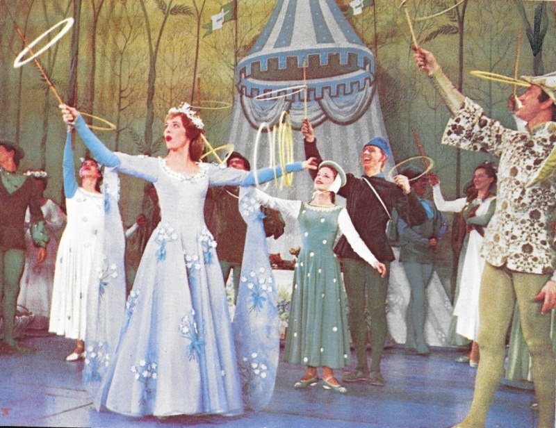 Julie Andrews and Gene GeBauer in Camelot