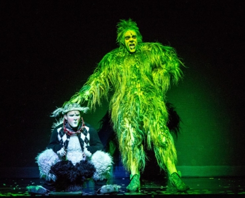 Philip Huffman as The Grinch and the 2016 Touring Company of Dr. Seuss’ HOW THE GRINCH STOLE CHRISTMAS! The Musical