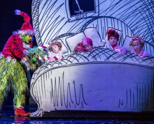 Philip Huffman as The Grinch and the 2016 Touring Company of Dr. Seuss’ HOW THE GRINCH STOLE CHRISTMAS! The Musical