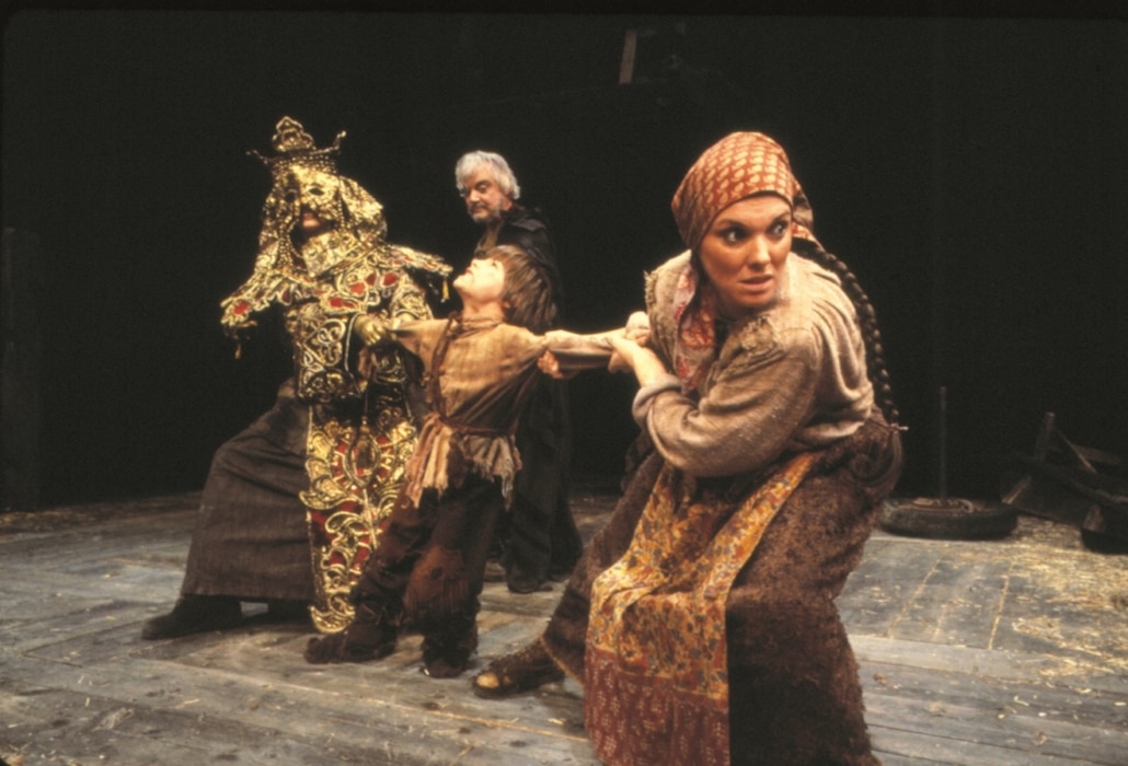 Tony Cummings, Maury Cooper, Tandy Cronyn, and Tyne Daly in The Caucasian Chalk Circle