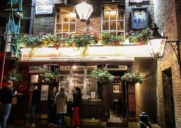 The Lamb and the Flag pub
