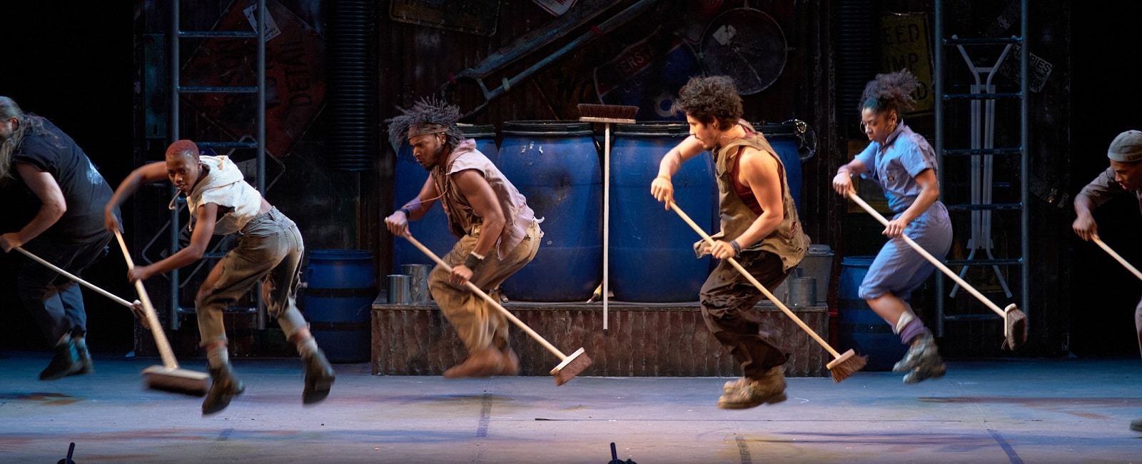 Stomp the musical broadway