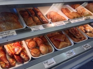 A pastry case filled with Cuban treats