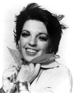 Headshot of Liza Minnelli