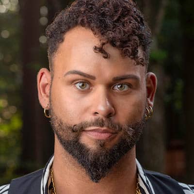  headshot